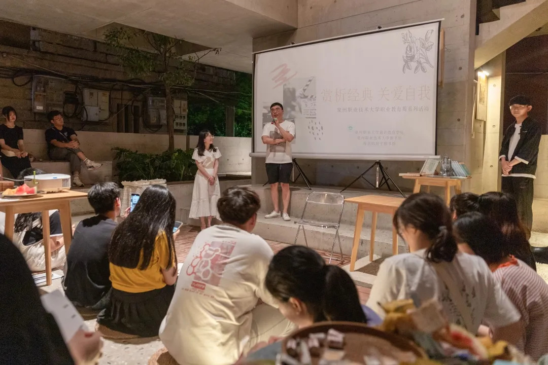 蜂蜜浏览器_wccc.jpg 蜂蜜浏览器_wccc.jpg