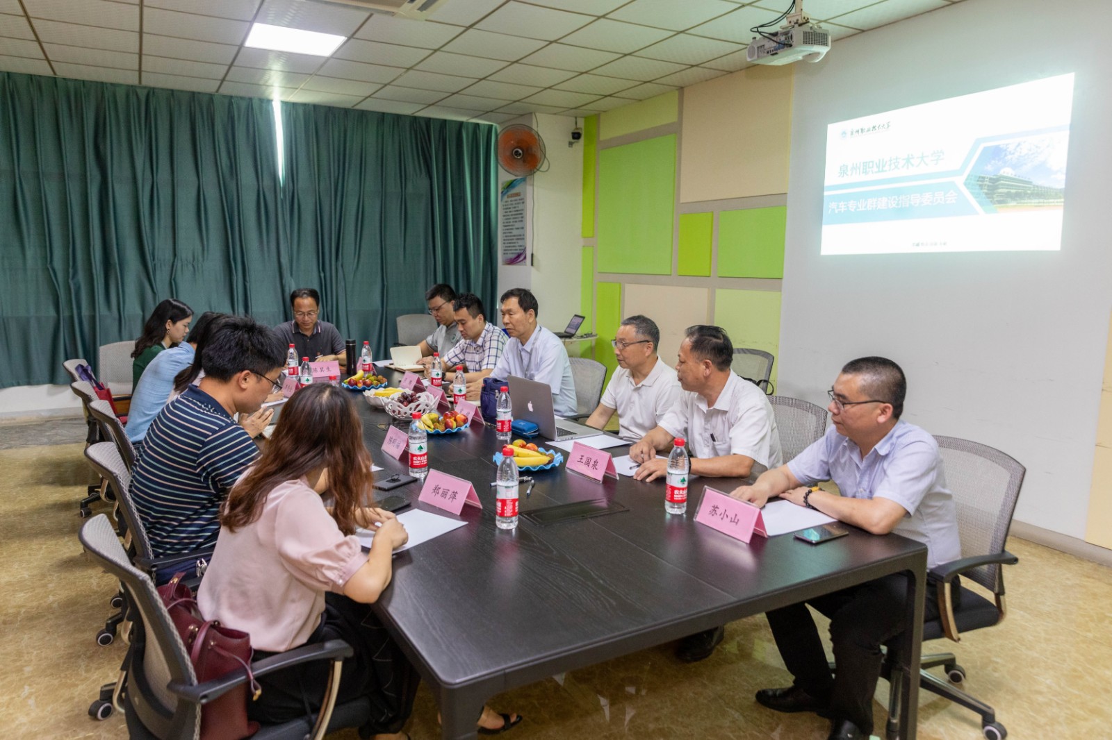 C12A3086.jpg C12A3086.jpg