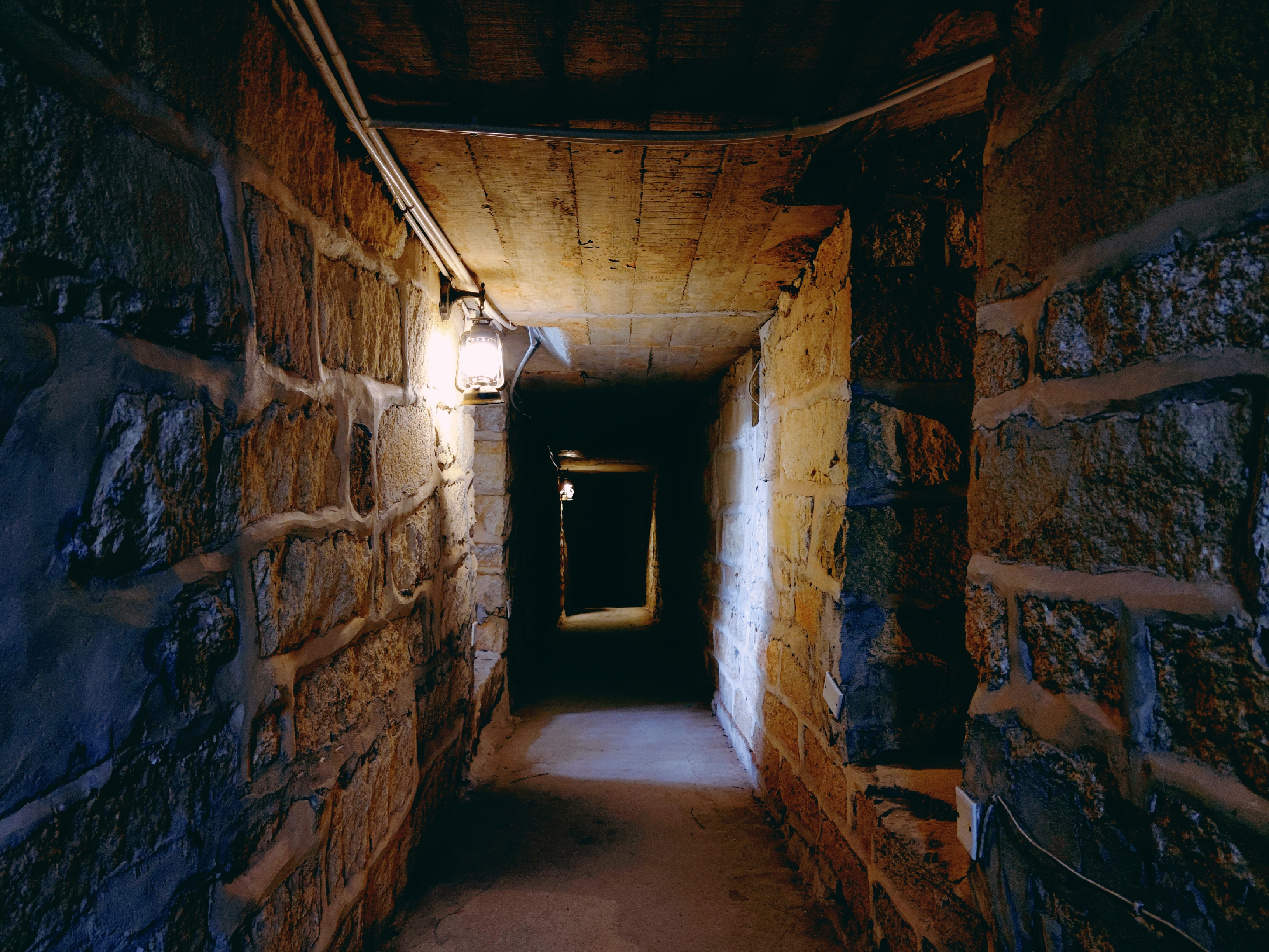 地道3.jpg 地道3.jpg